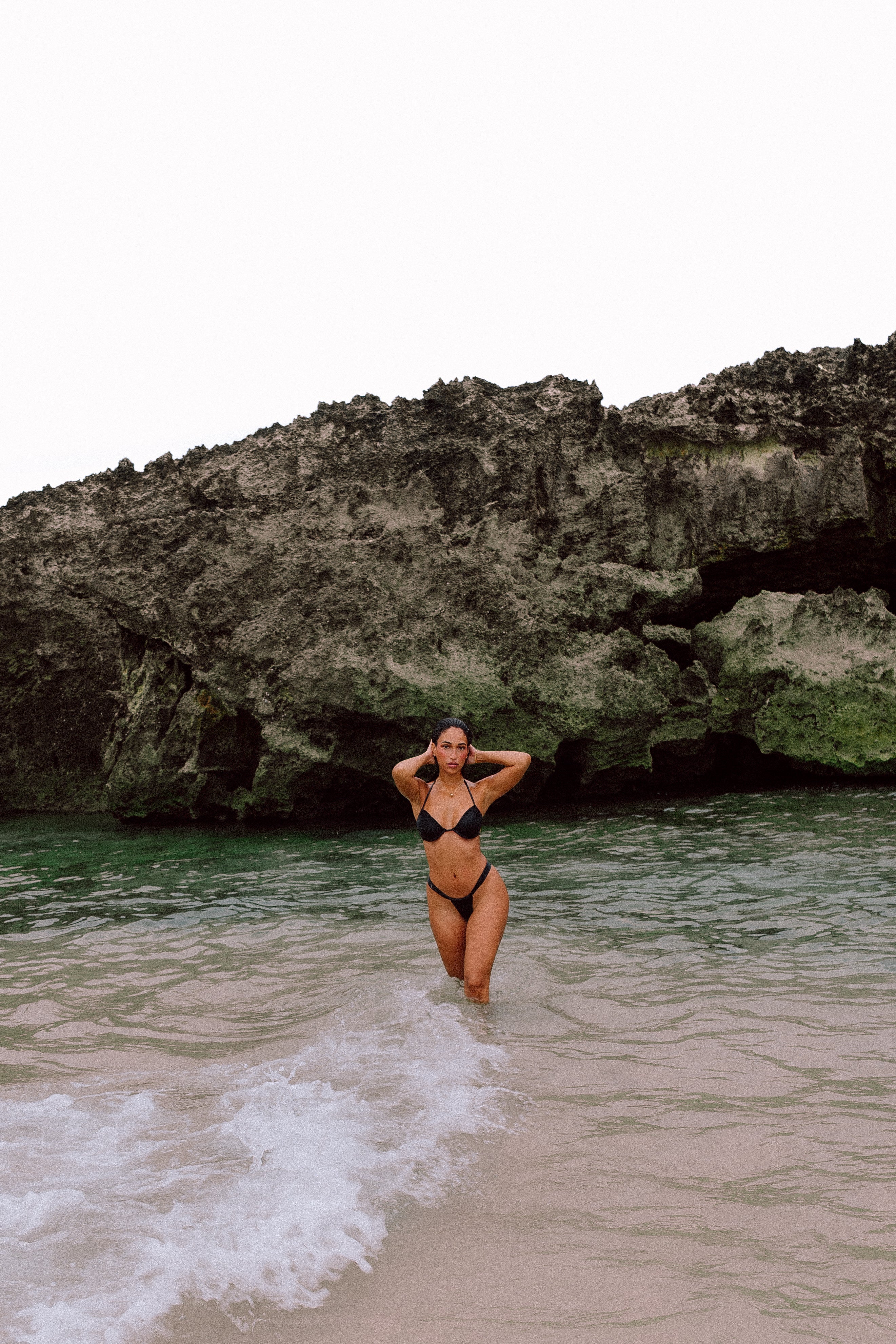 NOIR — SALMA BOTTOM